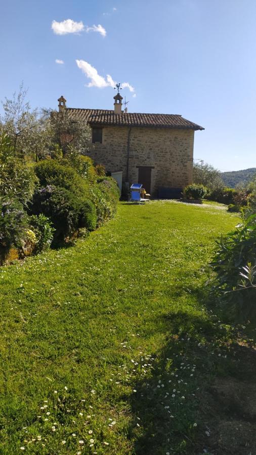 Il Casale Di Fiore Cannara Extérieur photo