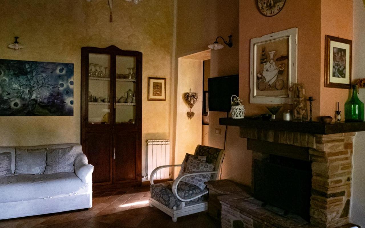 Il Casale Di Fiore Cannara Extérieur photo